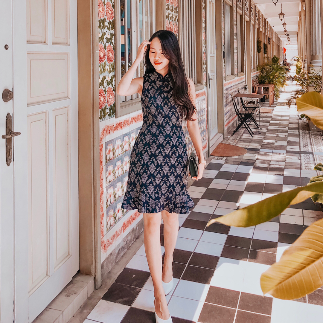 As seen on @jujujucloe - Darrina Embossed Qipao