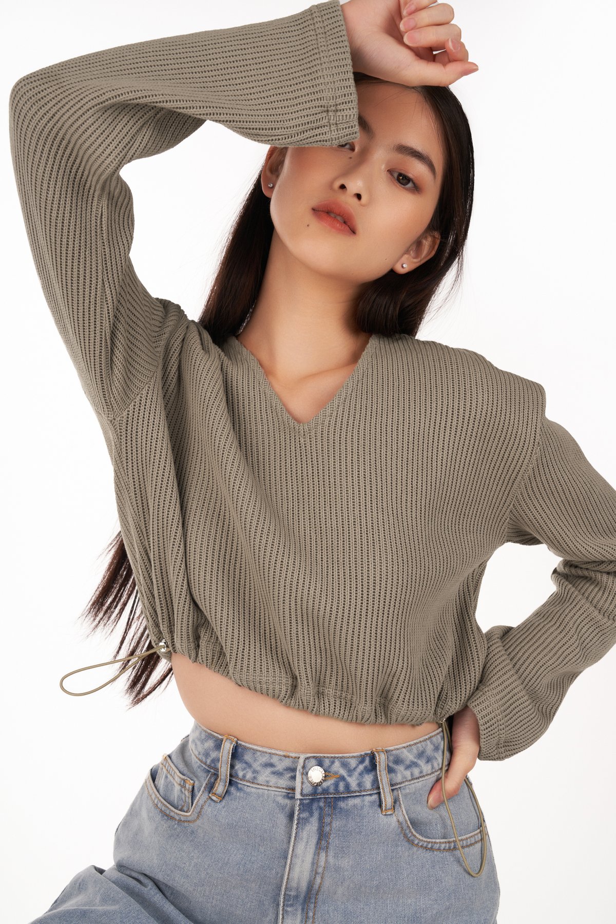 Dylana V-Neck Knit Sweater in Stone