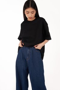 Ren Oversized Tee in Black