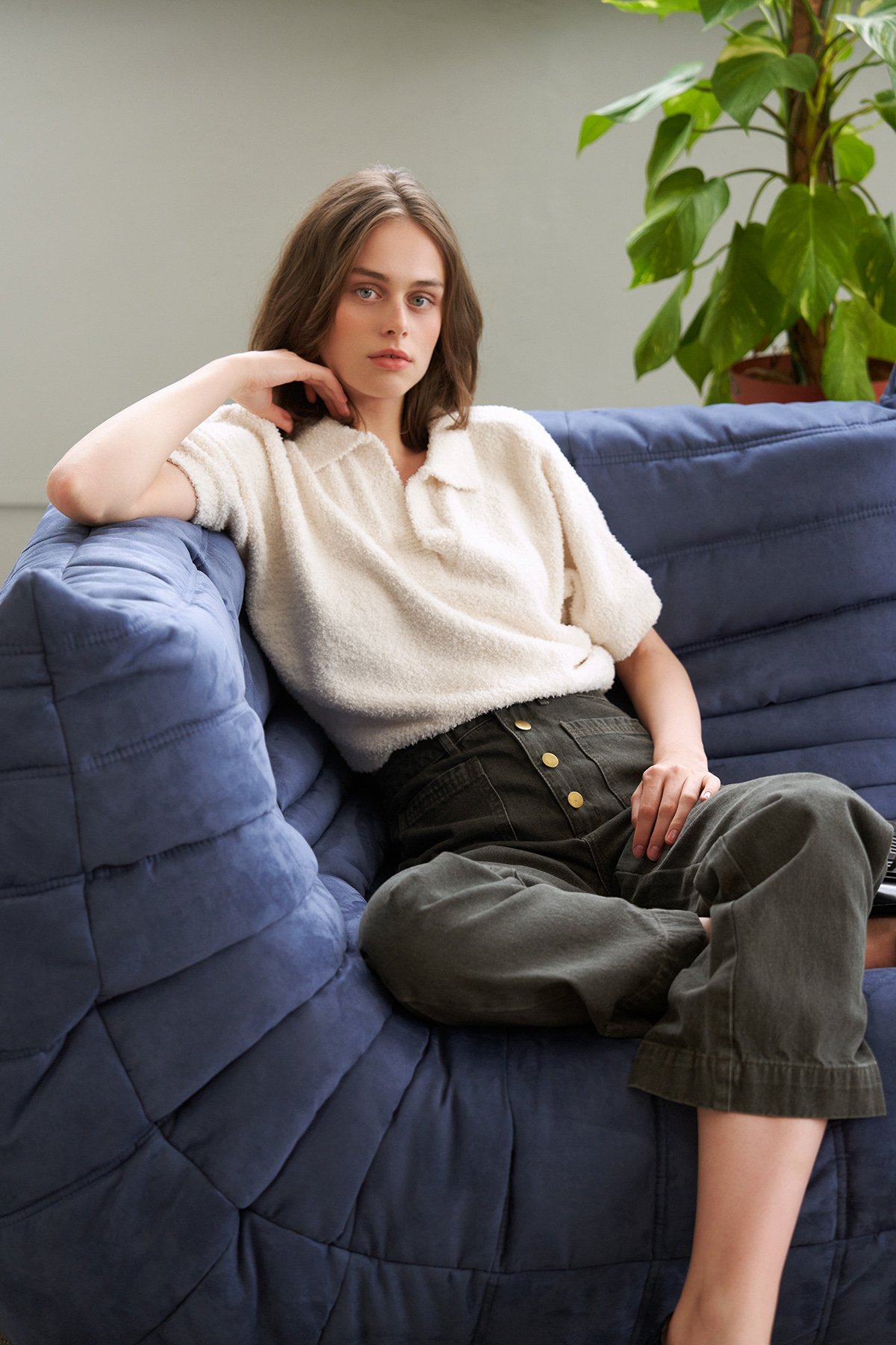 Jeans with back 2025 pockets on the front