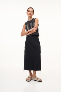 Flint Two Way Cargo Skirt in Black