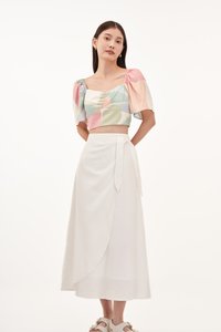 Raynne Flutter Sleeve Top in Harmony Bliss in Vivid