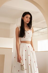 Aella Hearts Embroidery Skirt in White