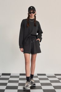 Jackie Contrast Textured Pullover in Charcoal