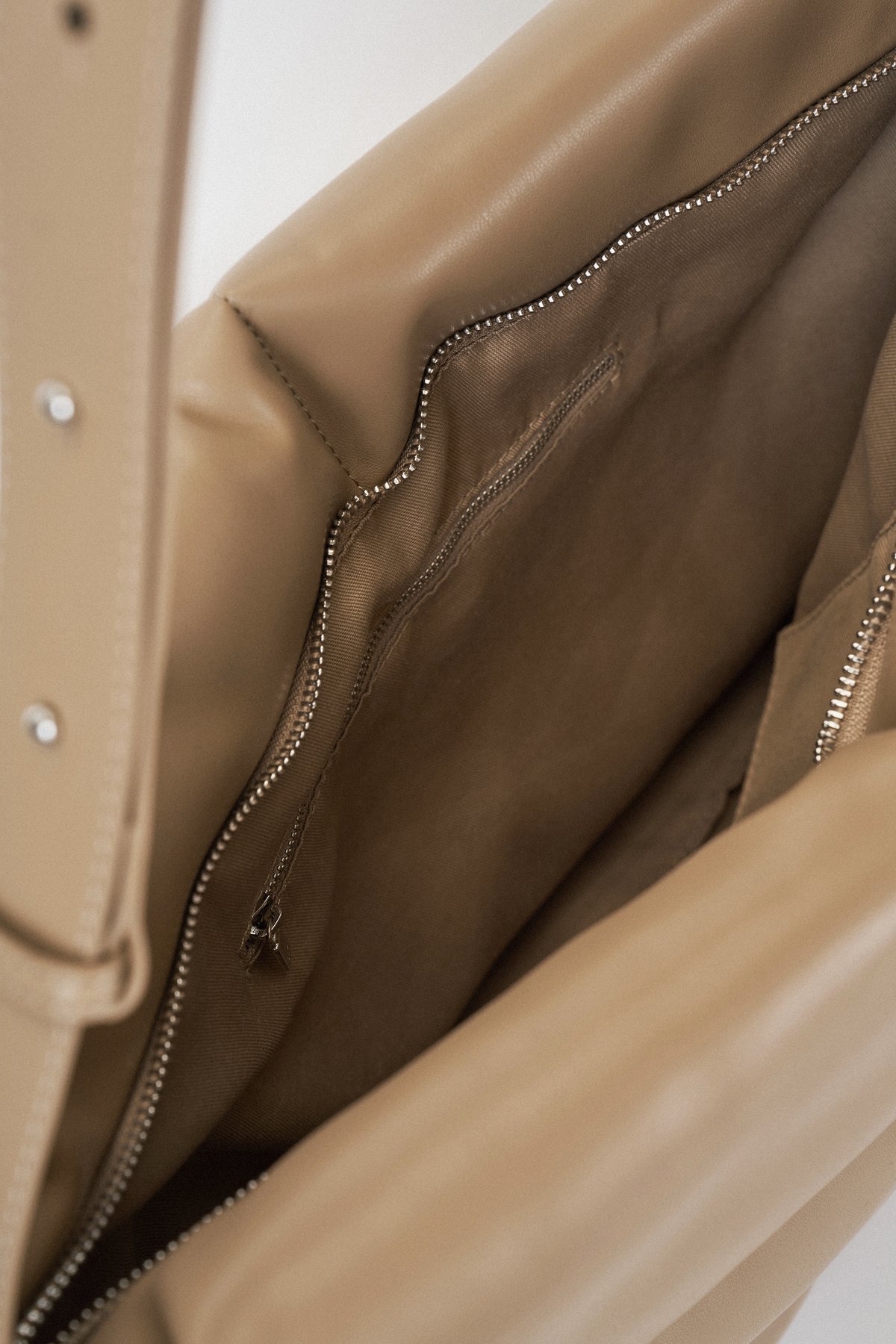 Cloud Vegan Leather Messenger Bag in Khaki