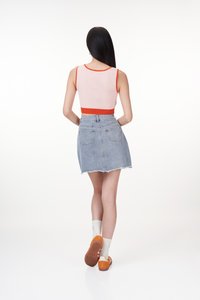 Brittney Fray Hem Denim Skirt in Light Wash