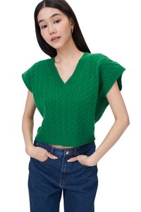 Canden Cable Knit Jumper Vest in Kelly Green