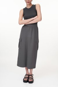 Rilee Cargo Skirt in Charcoal