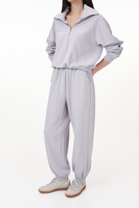 The Lovers Club Sweatpants in Ash Lilac
