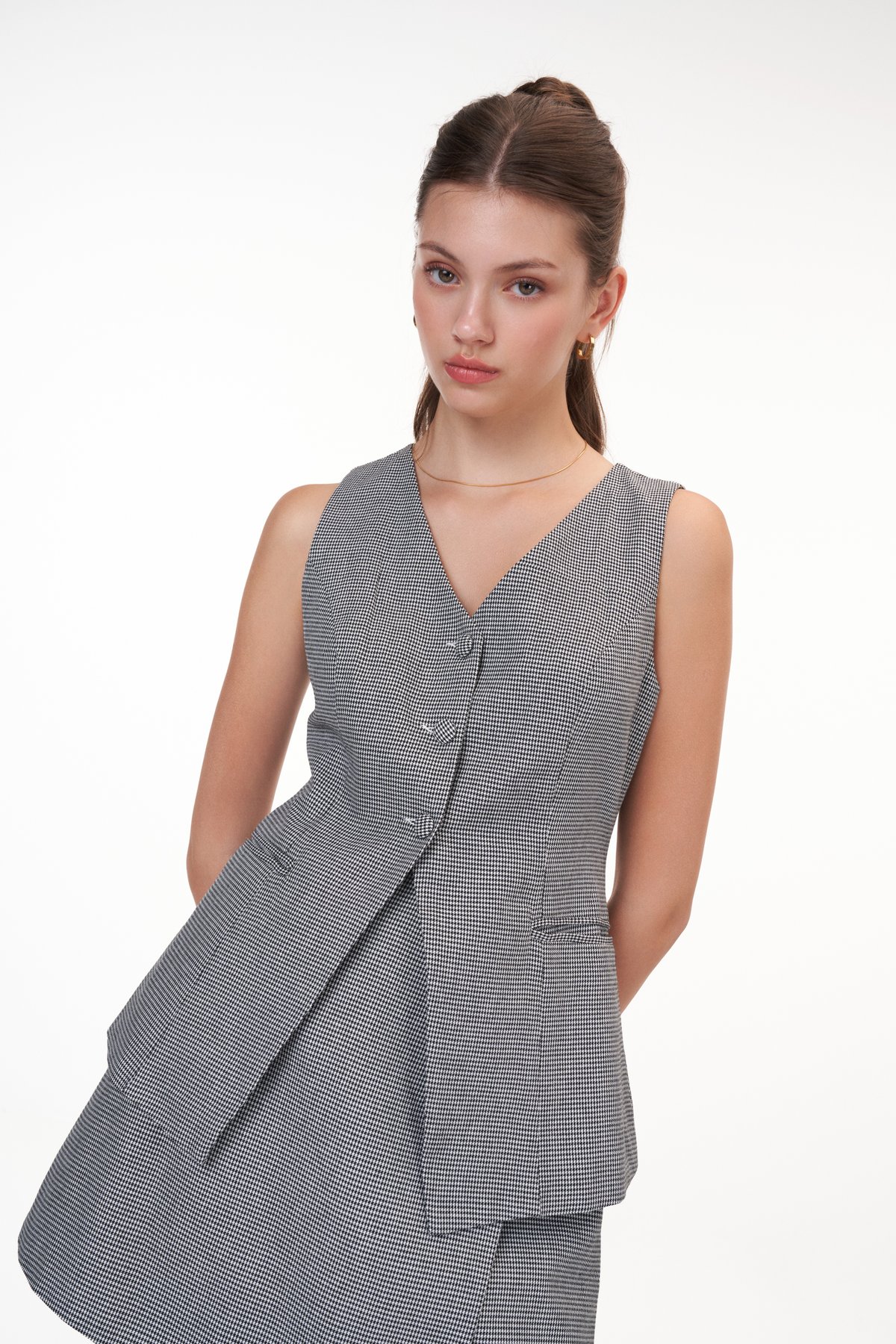 Polly Houndstooth Vest | The Closet Lover Polly Houndstooth Vest | The Closet Lover
