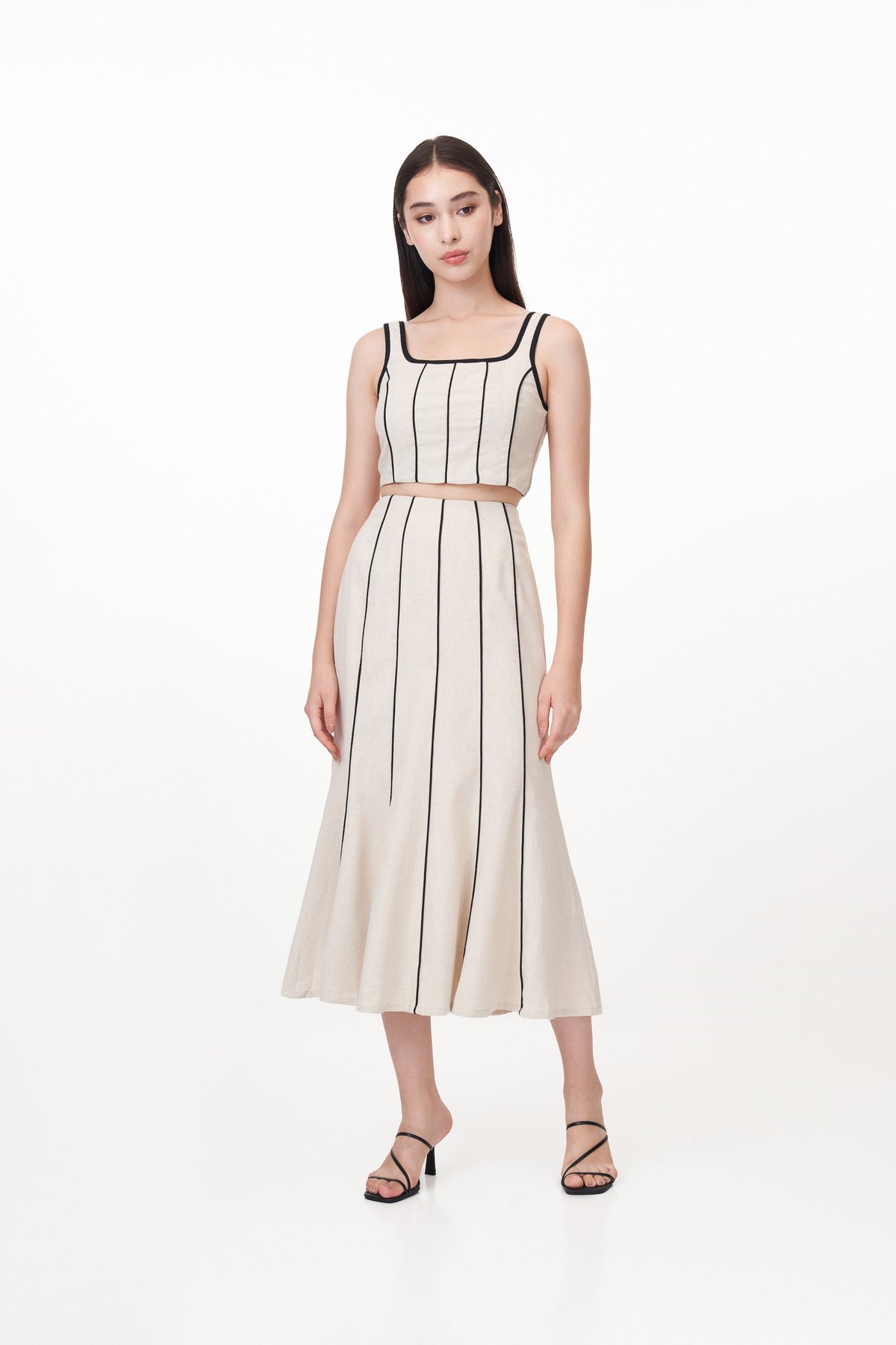 Khlole Contrast Trim Top in Oat 