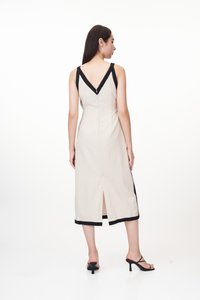 Kanda Contrast Trim Midi Dress in Oat