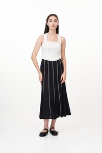 Khlole Contrast Trim Midi Skirt in Black