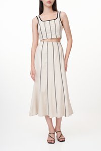 Khlole Contrast Trim Midi Skirt in Oat 