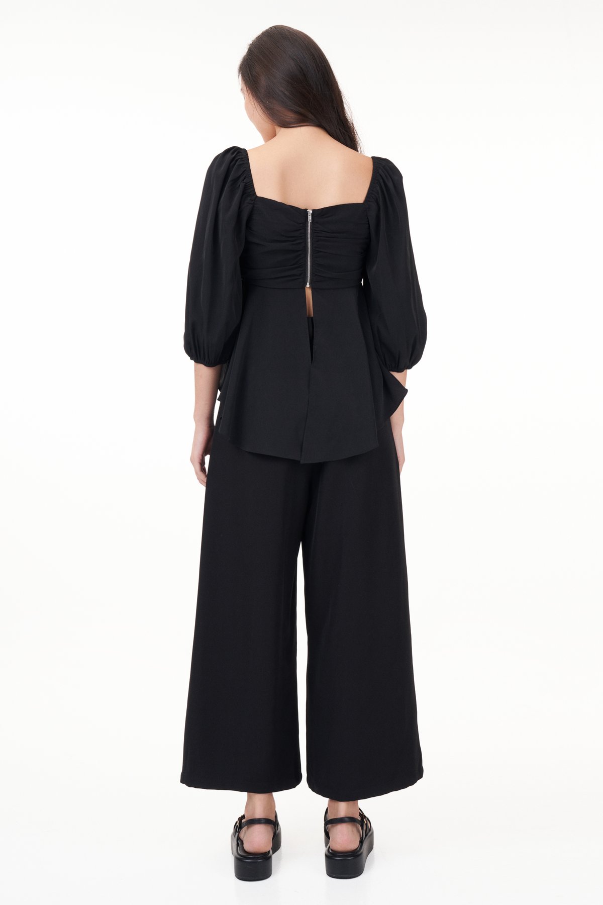 Suzy Padded Top in Black