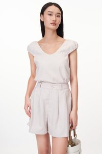 Raye Linen Shorts in Stone