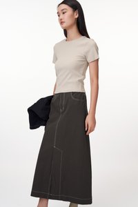 Leon Tee in Pebble
