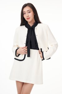 Gabrielle Contrast Blazer in Cream