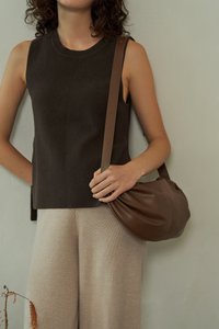 Niko Knitted Sleeveless Top in Truffle