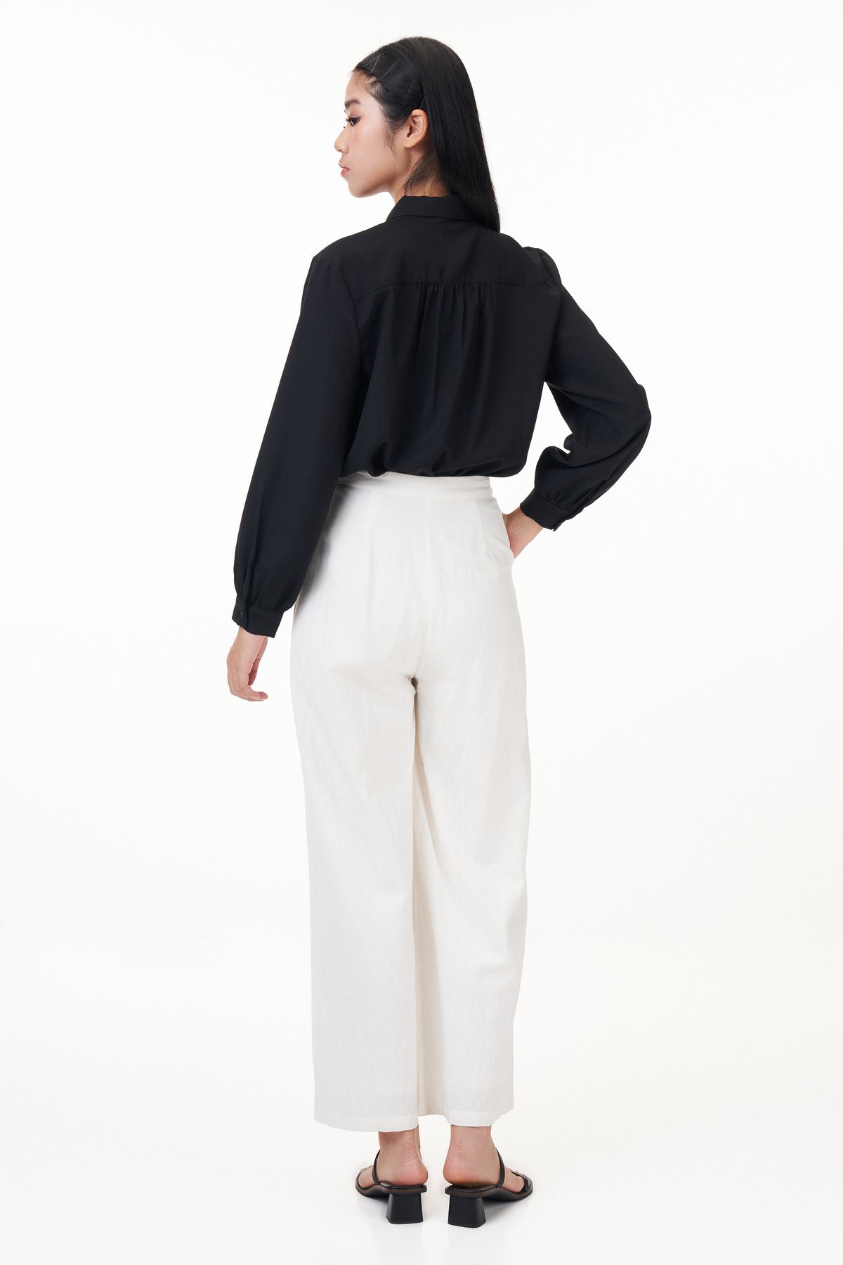 Emmi Pussy Bow Blouse in Black