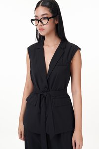 Zenda Vest in Black