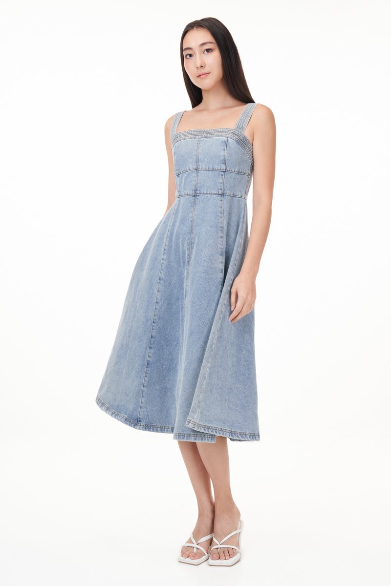 Zoen Denim Midi Dress