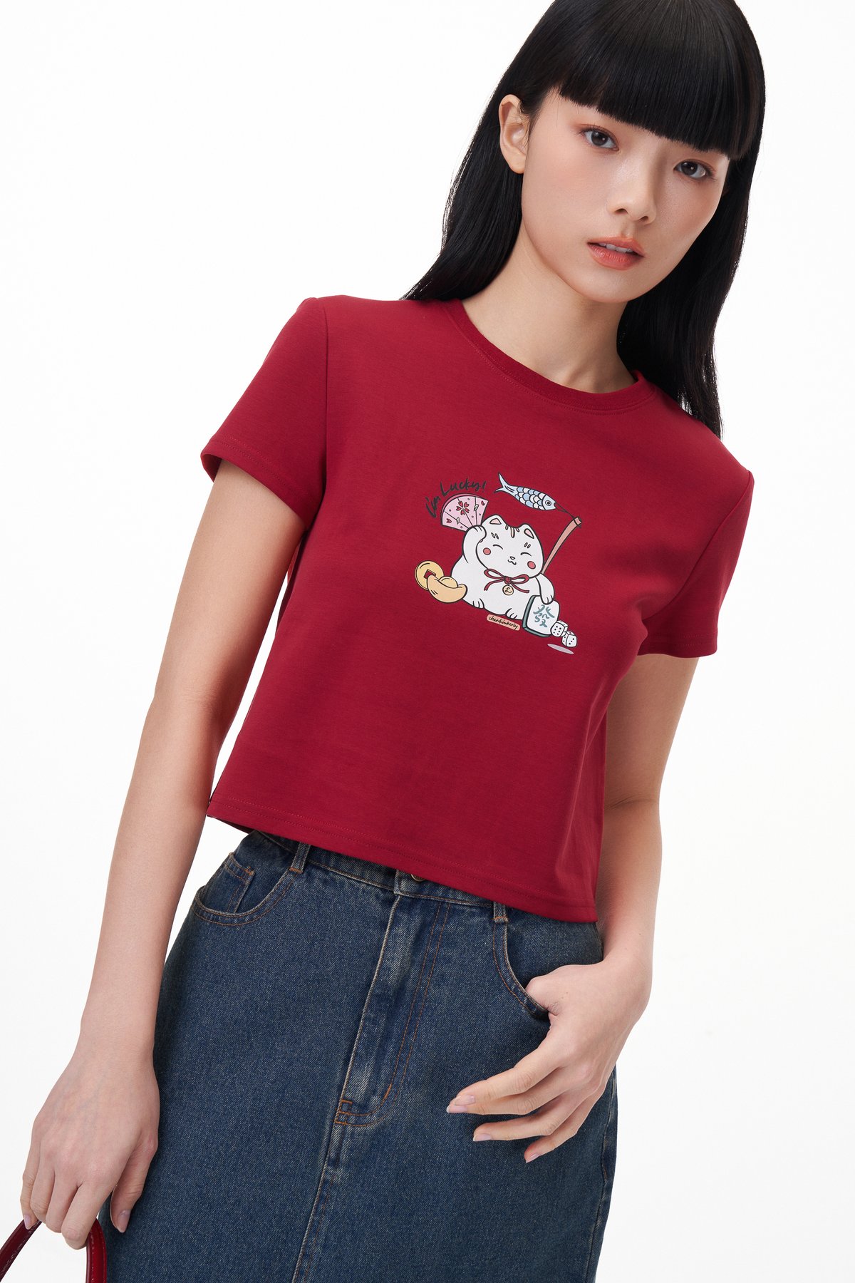 TCL X Kimberly Chan I'm Lucky Fortune Cat Tee (Crop) in Red