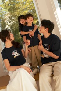 TCL X Kimberly Chan I'm Lucky Fortune Cat Tee (Kids) in Navy