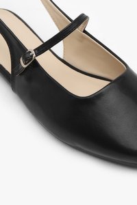 Nhibre Slingback Flats (1cm)