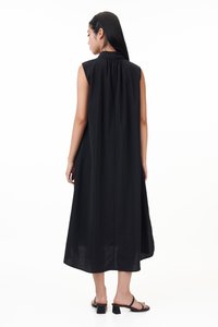 Nicole Button Down Midi Dress in Black