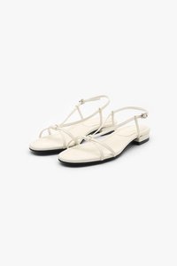 Rachel Round Strap Sandals (2cm)