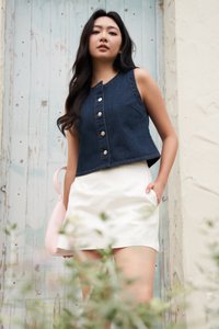 Carline Denim Button Top in Vintage Wash