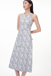 Jardin Jacquard Midi Dress in Off-White