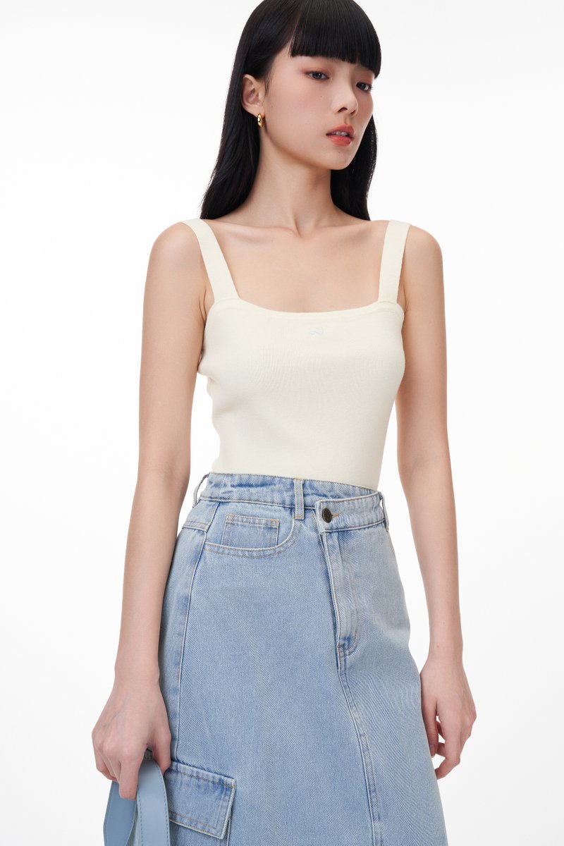 Ravis Logo Knit Top