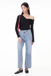Saison Ruched Sleeved Top
