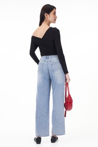 Saison Ruched Sleeved Top