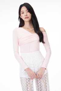 Saison Ruched Sleeved Top