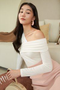 Zoe Scallop Trim Knit Skirt