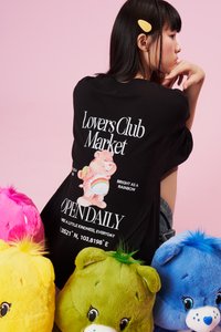 Lovers Club Market Oversized Tee