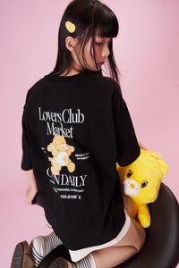 Lovers Club Market Oversized Tee