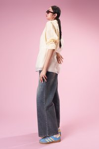 TCL Classic Relaxed Denim Jeans