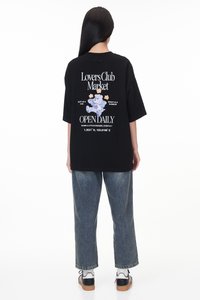 Lovers Club Market Oversized Tee