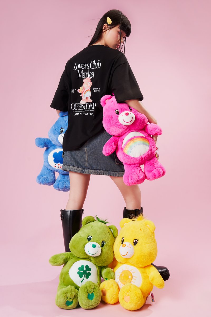 Lovers Club Market Oversized Tee