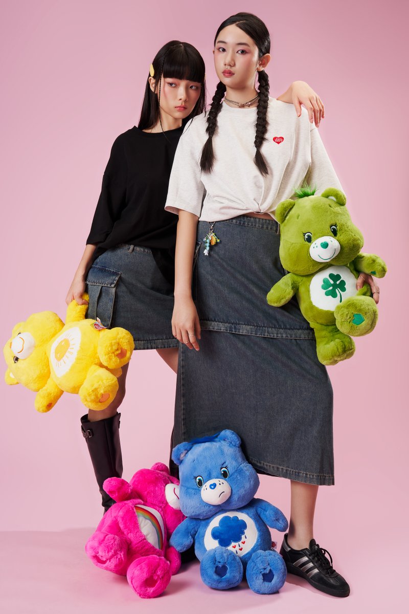 Lovers Club Market Oversized Tee