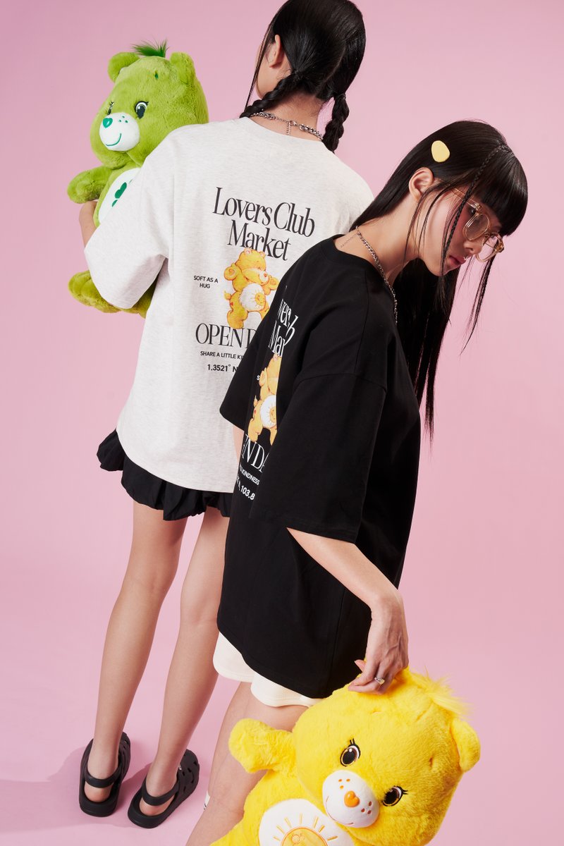 Lovers Club Market Oversized Tee