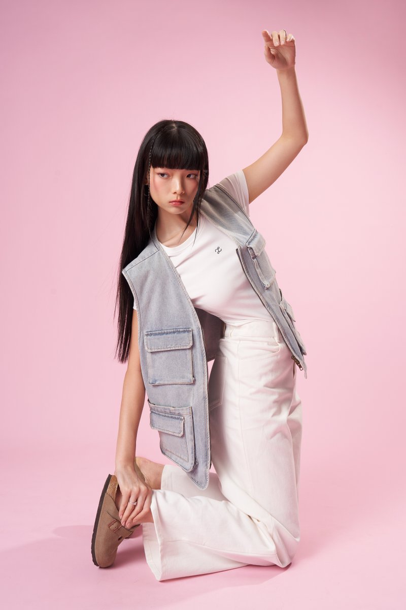 *Backorder* Leon Logo Padded Top