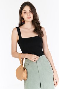 Brea Knitted Top in Black
