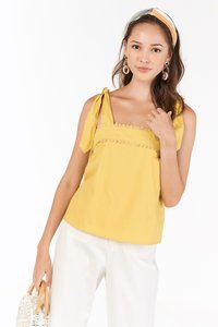 Rindelle Top in Yellow