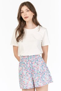 Endria Floral Shorts in Lilac