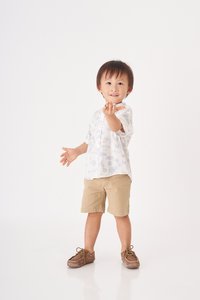 Kids' Oliver Mandarin Collar Shirt in Island Stories Blue Print